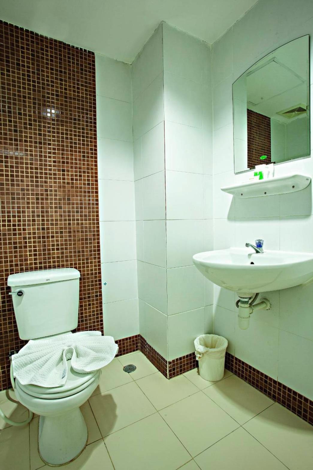 Tm Land Hotel Ayutthaya Eksteriør bilde