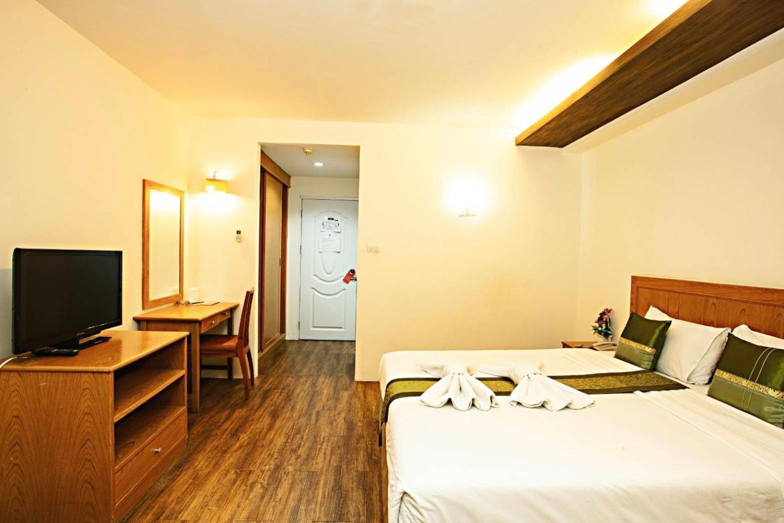 Tm Land Hotel Ayutthaya Eksteriør bilde